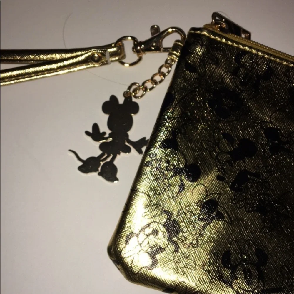 Minnie Mouse Wristlet clutch - Picture 6 of 6